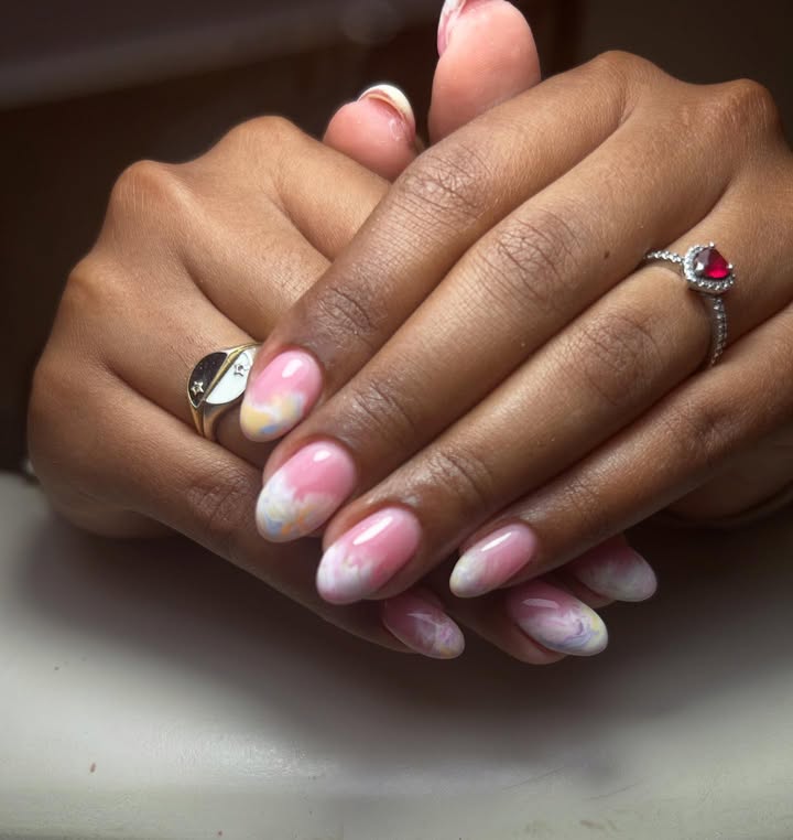 Diseño de uñas hecho por Tuquis Nails